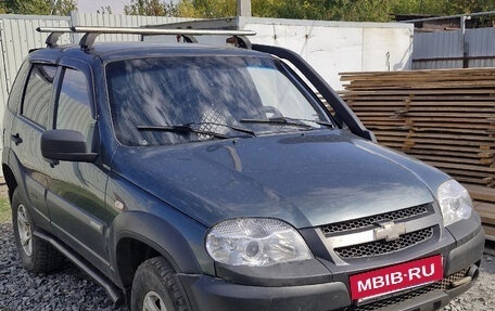 Chevrolet Niva I рестайлинг, 2014 год, 550 000 рублей, 2 фотография