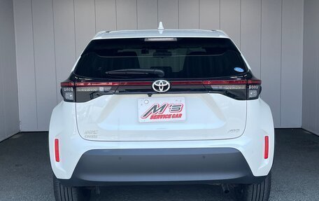 Toyota Yaris Cross, 2022 год, 1 490 000 рублей, 4 фотография