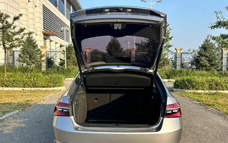 Skoda Superb III рестайлинг, 2023 год, 2 100 600 рублей, 17 фотография