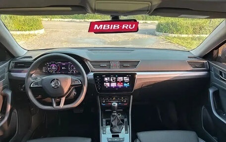 Skoda Superb III рестайлинг, 2023 год, 2 100 600 рублей, 9 фотография