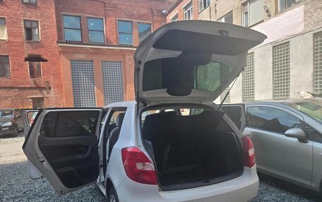 Skoda Fabia II, 2010 год, 320 000 рублей, 4 фотография