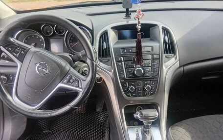 Opel Astra J, 2012 год, 790 000 рублей, 9 фотография