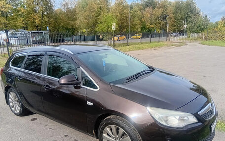 Opel Astra J, 2012 год, 790 000 рублей, 11 фотография