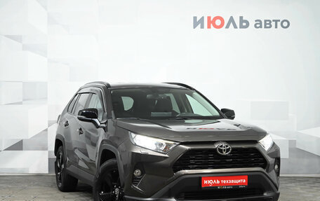 Toyota RAV4, 2021 год, 3 850 000 рублей, 3 фотография
