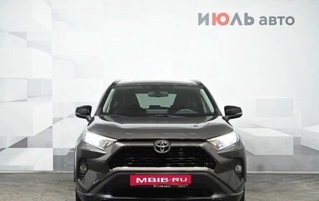 Toyota RAV4, 2021 год, 3 850 000 рублей, 2 фотография