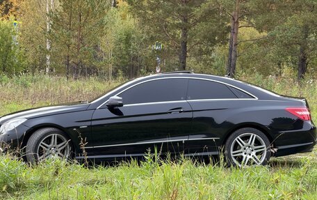 Mercedes-Benz E-Класс, 2010 год, 1 490 000 рублей, 4 фотография