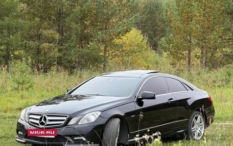 Mercedes-Benz E-Класс, 2010 год, 1 490 000 рублей, 2 фотография