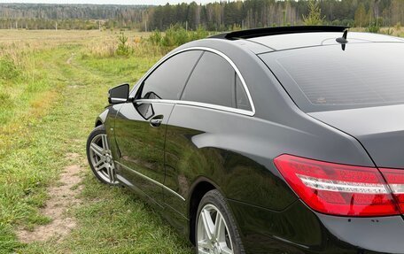 Mercedes-Benz E-Класс, 2010 год, 1 490 000 рублей, 6 фотография