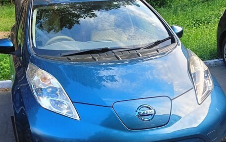 Nissan Leaf I, 2017 год, 800 000 рублей, 6 фотография