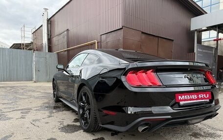 Ford Mustang VI рестайлинг, 2019 год, 3 200 000 рублей, 2 фотография