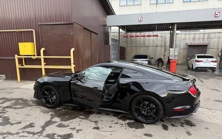 Ford Mustang VI рестайлинг, 2019 год, 3 200 000 рублей, 16 фотография