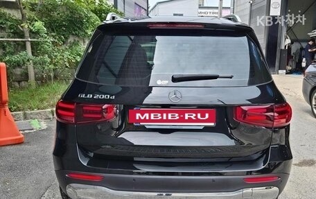 Mercedes-Benz GLB, 2023 год, 2 550 020 рублей, 4 фотография
