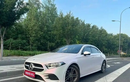 Mercedes-Benz A-Класс, 2022 год, 2 100 000 рублей, 1 фотография