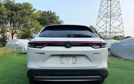Honda Vezel, 2023 год, 2 050 000 рублей, 5 фотография
