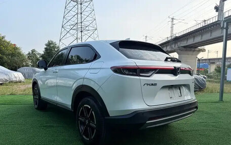 Honda Vezel, 2023 год, 2 050 000 рублей, 6 фотография
