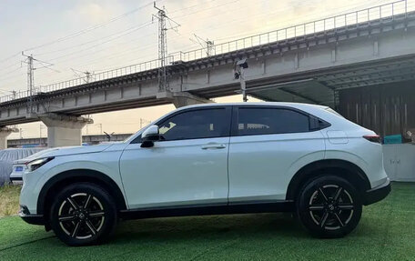 Honda Vezel, 2023 год, 2 050 000 рублей, 7 фотография