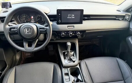 Honda Vezel, 2023 год, 2 050 000 рублей, 9 фотография