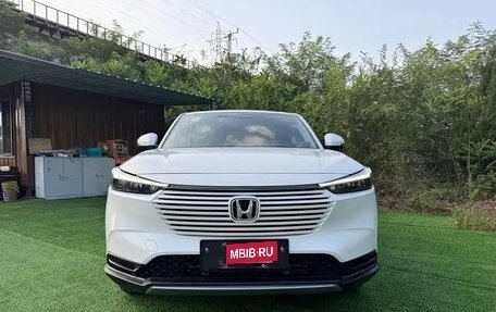 Honda Vezel, 2023 год, 2 050 000 рублей, 2 фотография