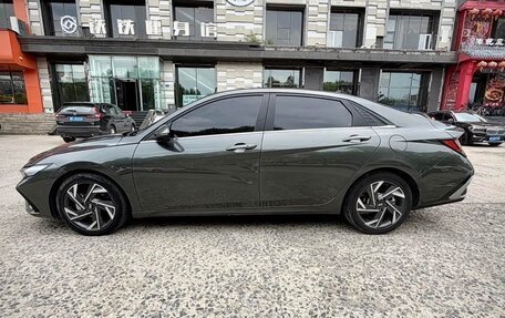 Hyundai Elantra, 2023 год, 1 680 000 рублей, 8 фотография