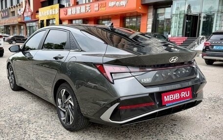 Hyundai Elantra, 2023 год, 1 680 000 рублей, 6 фотография