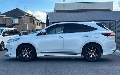 Toyota Harrier, 2019 год, 2 400 000 рублей, 8 фотография