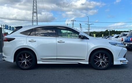 Toyota Harrier, 2019 год, 2 400 000 рублей, 4 фотография