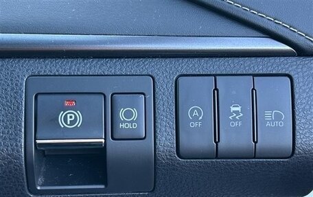 Toyota Harrier, 2019 год, 2 400 000 рублей, 18 фотография
