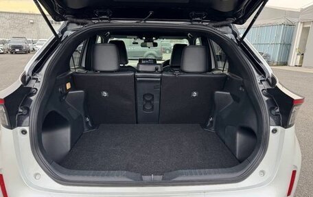 Toyota Yaris Cross, 2023 год, 1 377 000 рублей, 15 фотография