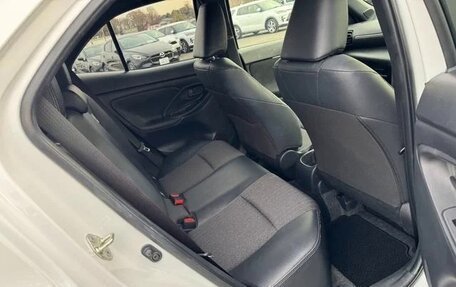 Toyota Yaris Cross, 2023 год, 1 377 000 рублей, 14 фотография