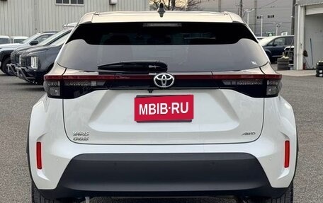 Toyota Yaris Cross, 2023 год, 1 377 000 рублей, 5 фотография