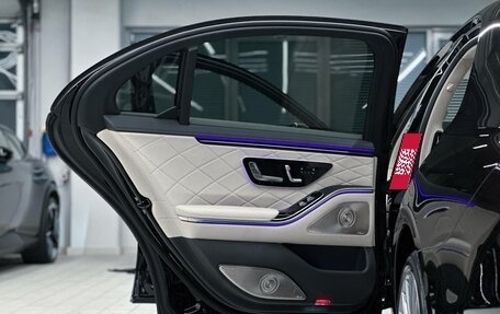 Mercedes-Benz S-Класс, 2026 год, 32 000 000 рублей, 38 фотография