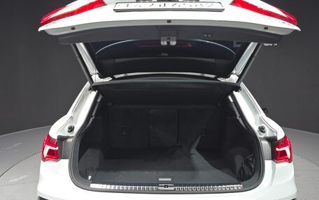 Audi Q3 Sportback, 2024 год, 5 004 800 рублей, 15 фотография