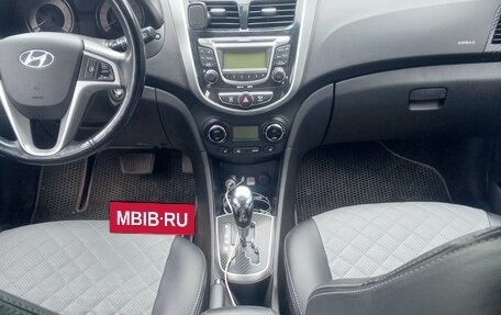 Hyundai Solaris II рестайлинг, 2013 год, 870 000 рублей, 6 фотография