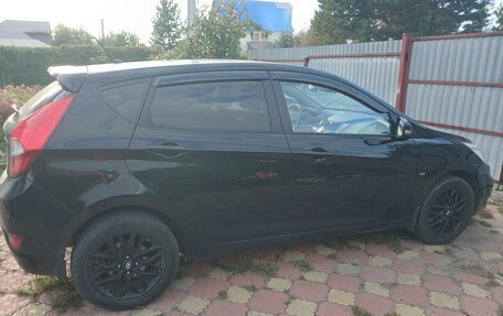 Hyundai Solaris II рестайлинг, 2013 год, 870 000 рублей, 16 фотография