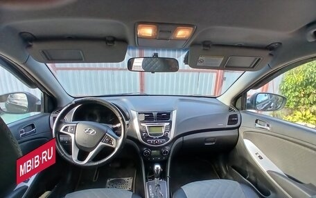 Hyundai Solaris II рестайлинг, 2013 год, 870 000 рублей, 14 фотография