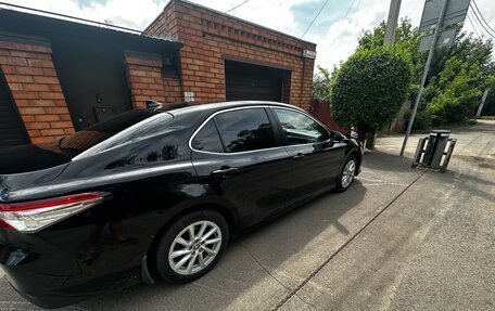 Toyota Camry, 2022 год, 2 349 000 рублей, 3 фотография