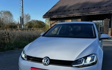 Volkswagen Golf VII, 2013 год, 1 330 000 рублей, 1 фотография