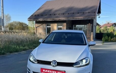 Volkswagen Golf VII, 2013 год, 1 330 000 рублей, 2 фотография