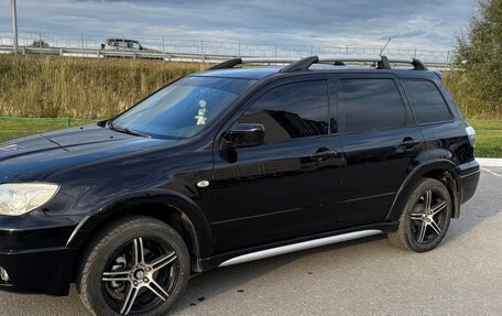 Mitsubishi Outlander III рестайлинг 3, 2006 год, 850 000 рублей, 8 фотография