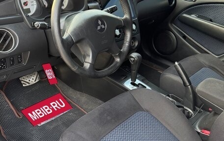 Mitsubishi Outlander III рестайлинг 3, 2006 год, 850 000 рублей, 13 фотография
