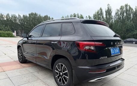 Skoda Karoq I, 2022 год, 1 670 000 рублей, 6 фотография