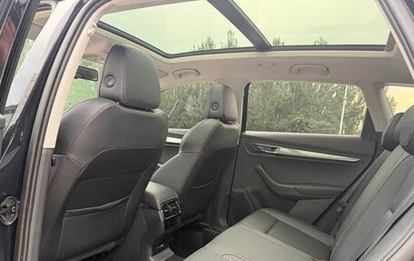 Skoda Karoq I, 2022 год, 1 670 000 рублей, 9 фотография