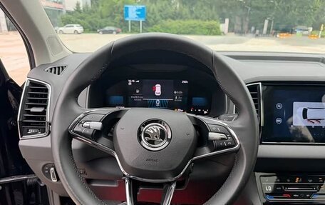 Skoda Karoq I, 2022 год, 1 670 000 рублей, 12 фотография