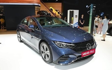 Mercedes-Benz EQE, 2026 год, 6 200 000 рублей, 3 фотография