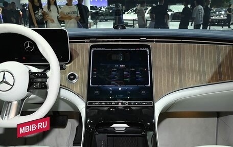 Mercedes-Benz EQE, 2026 год, 6 200 000 рублей, 13 фотография