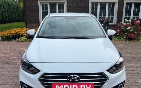Hyundai Solaris II рестайлинг, 2019 год, 1 650 000 рублей, 8 фотография