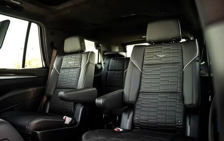 Cadillac Escalade V, 2025 год, 18 650 016 рублей, 11 фотография