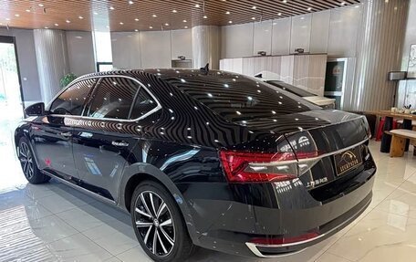 Skoda Superb III рестайлинг, 2023 год, 1 630 000 рублей, 7 фотография