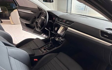 Skoda Superb III рестайлинг, 2023 год, 1 630 000 рублей, 10 фотография