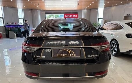 Skoda Superb III рестайлинг, 2023 год, 1 630 000 рублей, 6 фотография